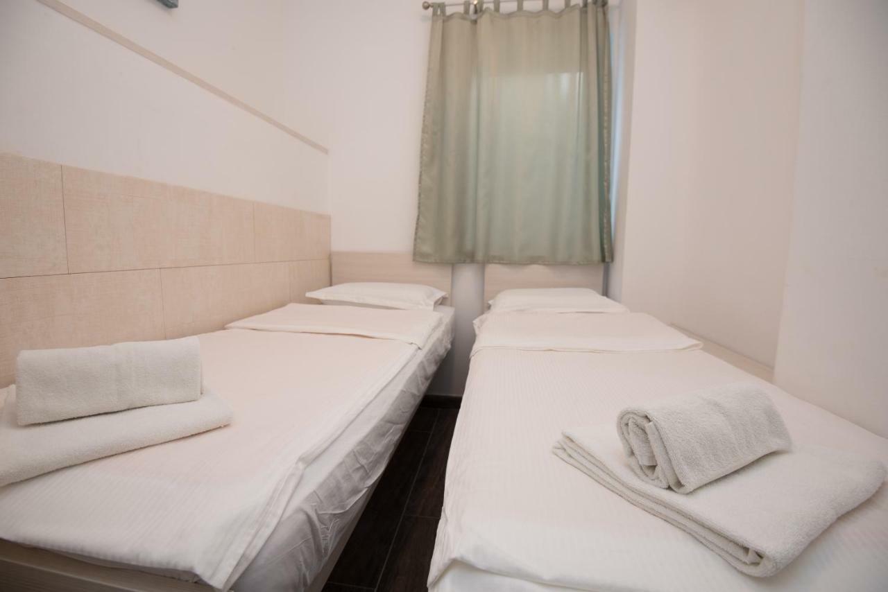 Apartments Vela Sollis Marusici  Экстерьер фото