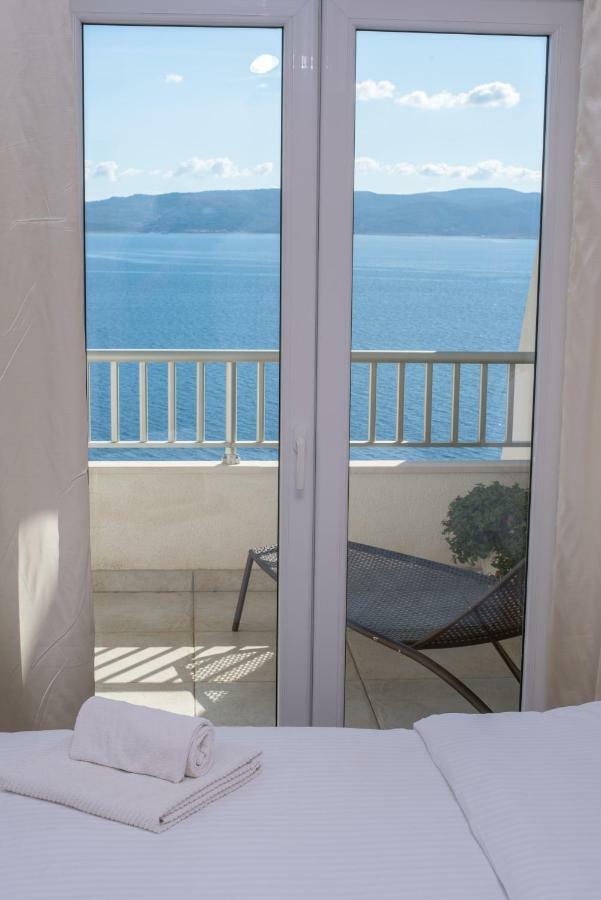 Apartments Vela Sollis Marusici  Экстерьер фото